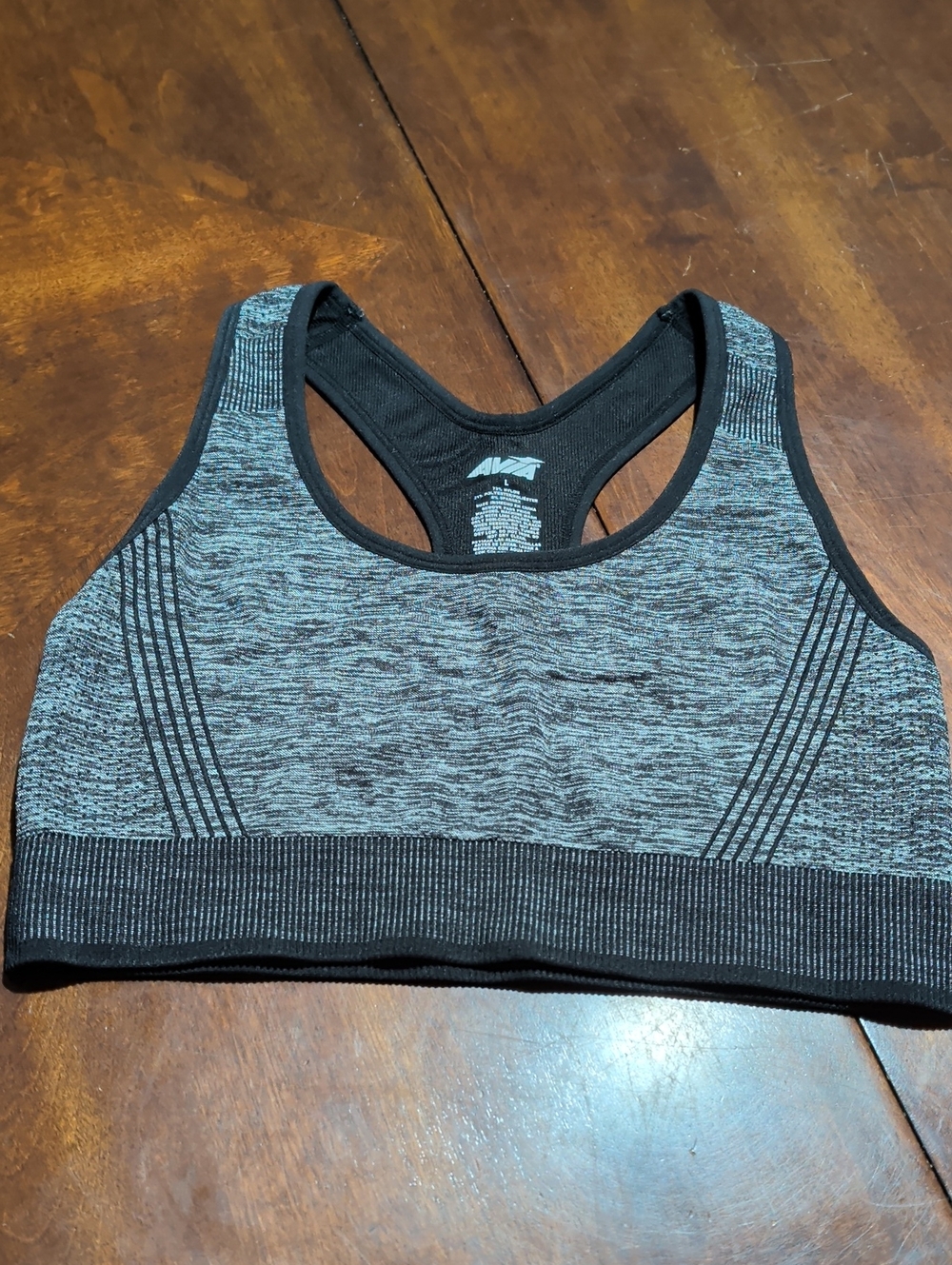 Women's Size Large Avia Sports Bra